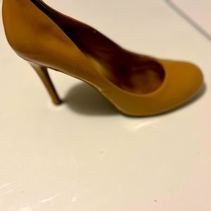 High heel shoes, Jessica Simpson